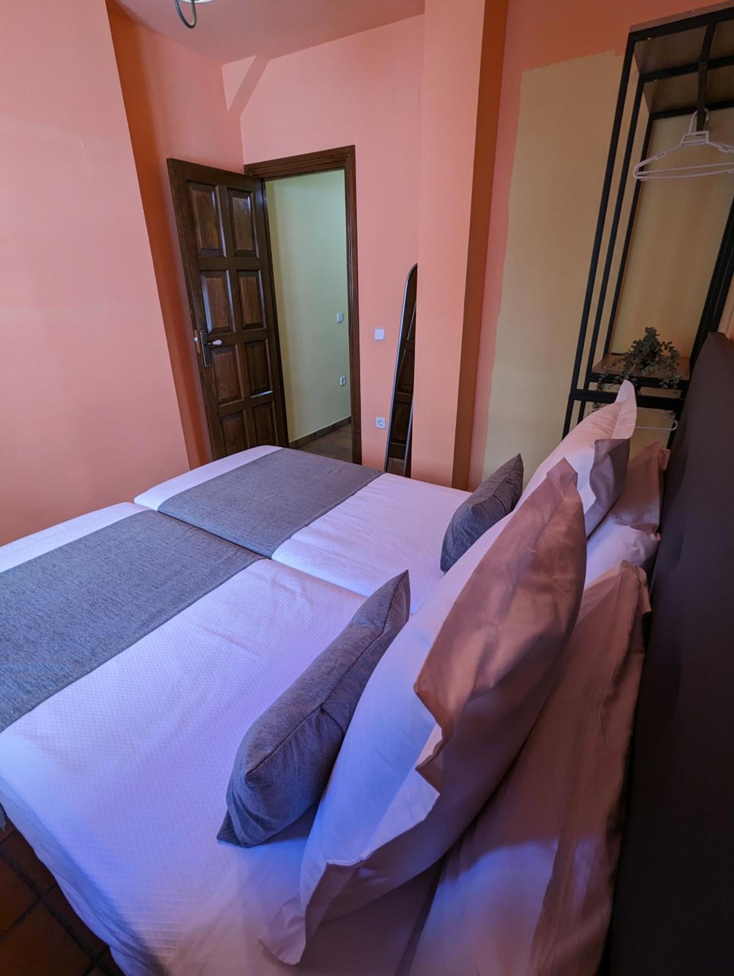 Apartamentos Hoz Del Huecar Cuenca  Ngoại thất bức ảnh